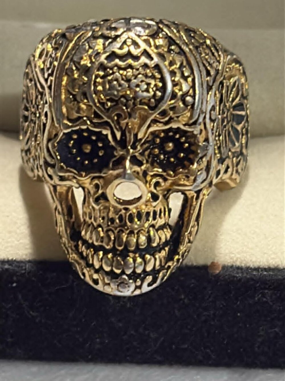 SKULL RING